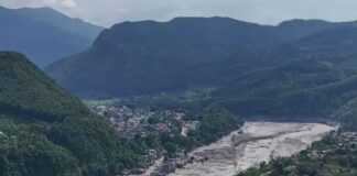 Flash flood kills 100, nearly 400 missing at Nepal -Tibet border